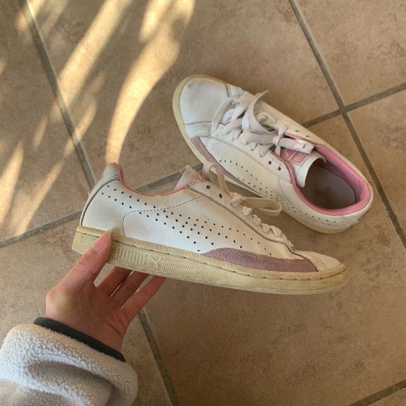 Puma Sneakers - Picture 2 of 4